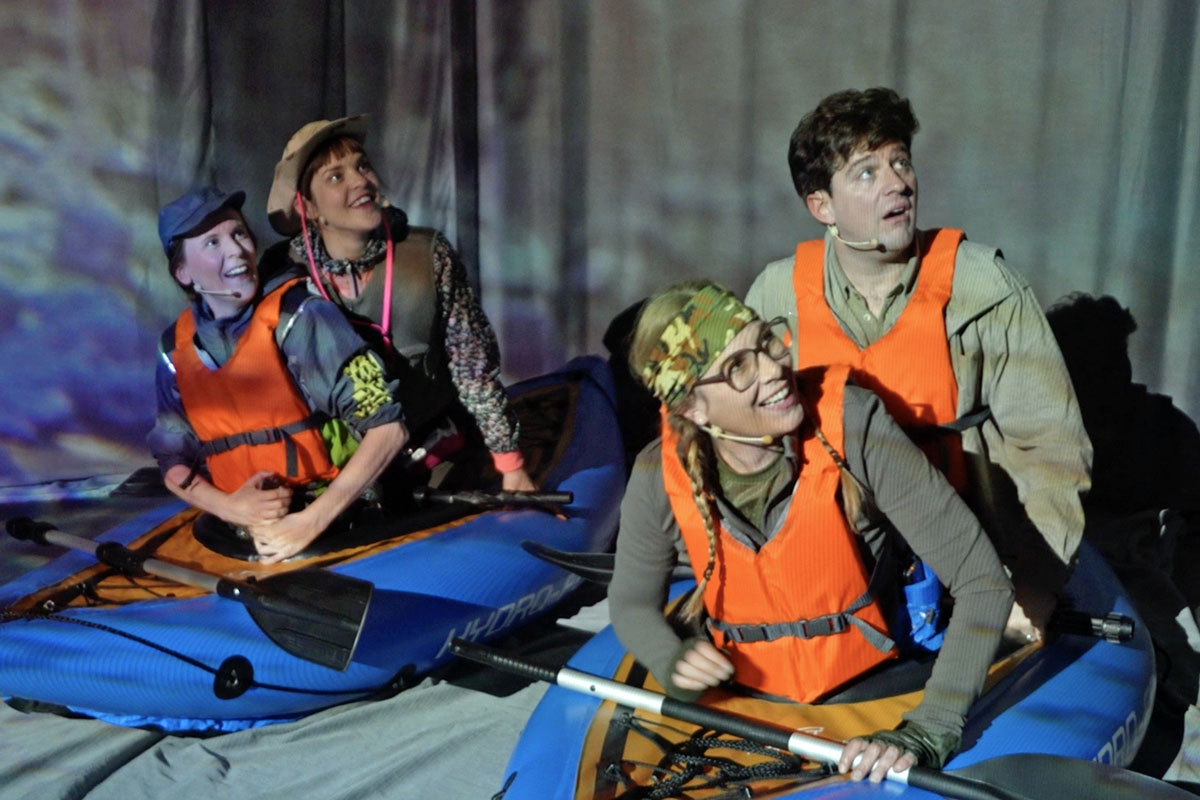 Riverside_Kanu_Paar_rechts