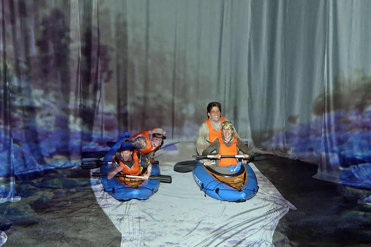 Riverside_Alle_im_Kanu_Spass